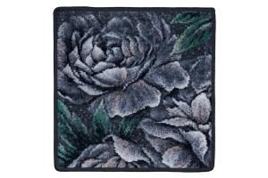 Салфетка Feiler DARK PEONY, тёмно-графитовая с рисунком пионов, крупный план