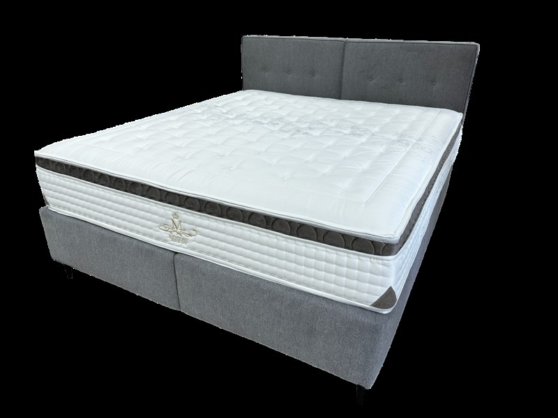 Матрас MLBedding PREMIUM SILK TTFK на кровати с мягким изголовьем в тёмном интерьере