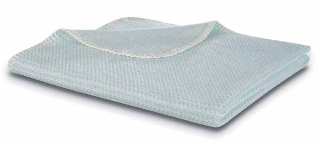 Детский плед Biederlack LOVELY SWEET COTTON BLUE сложен вчетверо: голубое вафельное полотно, край обмётан петельным швом